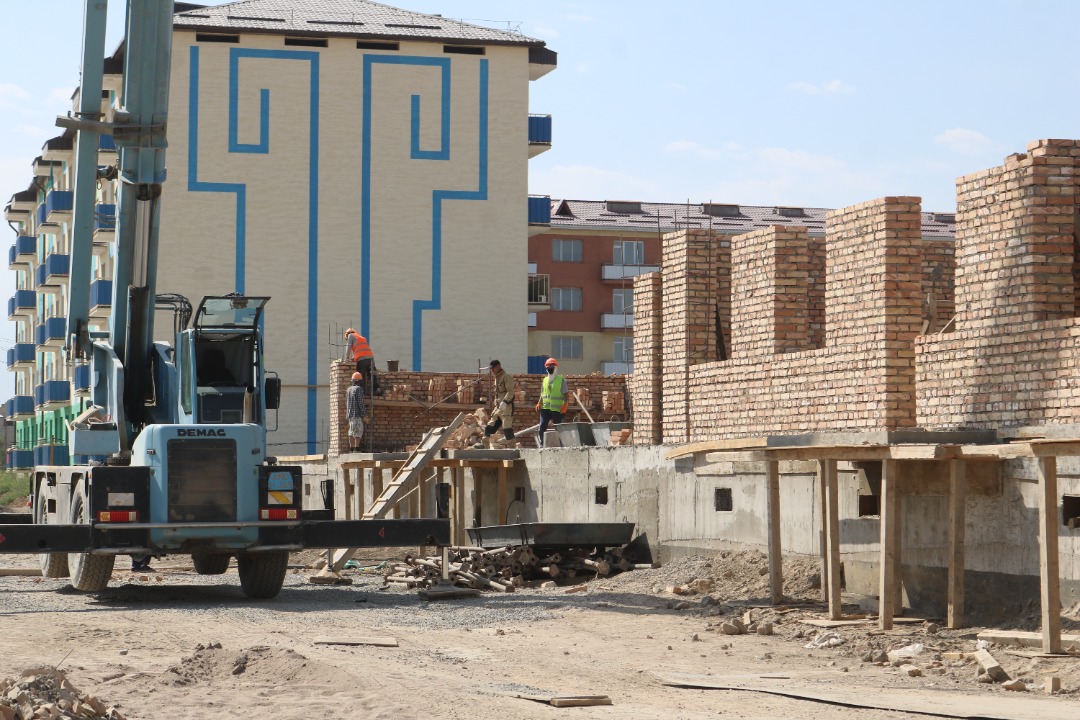 Большая стройка