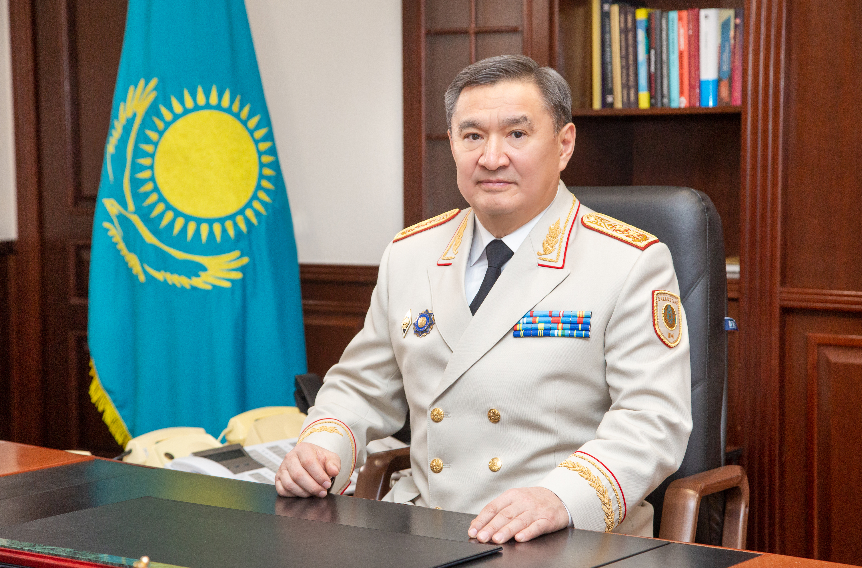 Министр дел. Ахметжанов Марат Муратович. Министр внутренних дел Казахстана Марат Ахметжанов. Марат Ахметжанов МВД. Главы МВД Республики Казахстан Марат Ахметжанов.