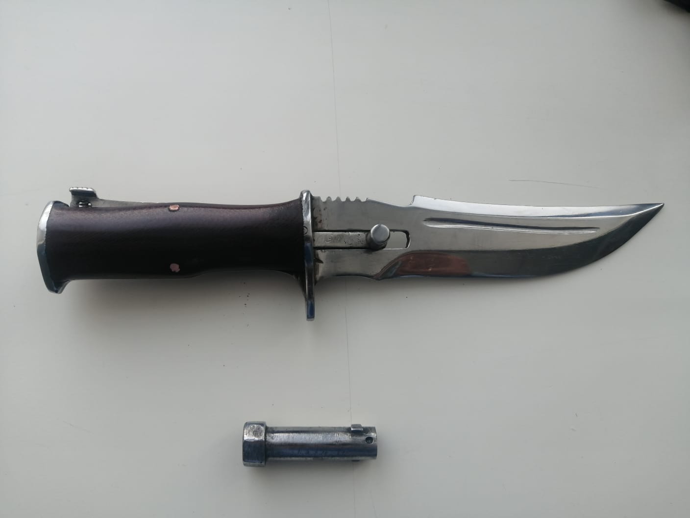 Полицейлер облыс орталығының тұрғынынан ерекше пышақ тәркіледі