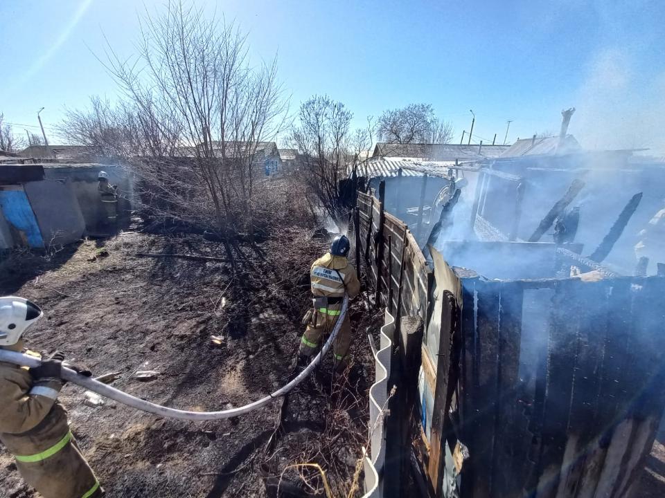 Житель  города Семей привлечен к административной ответственности за устроенный пожар при сжигании травы