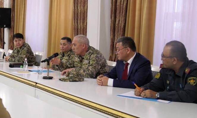 Министр обороны встретился с предпринимателями по проблемным вопросам АО «Әскери құрылыс»
