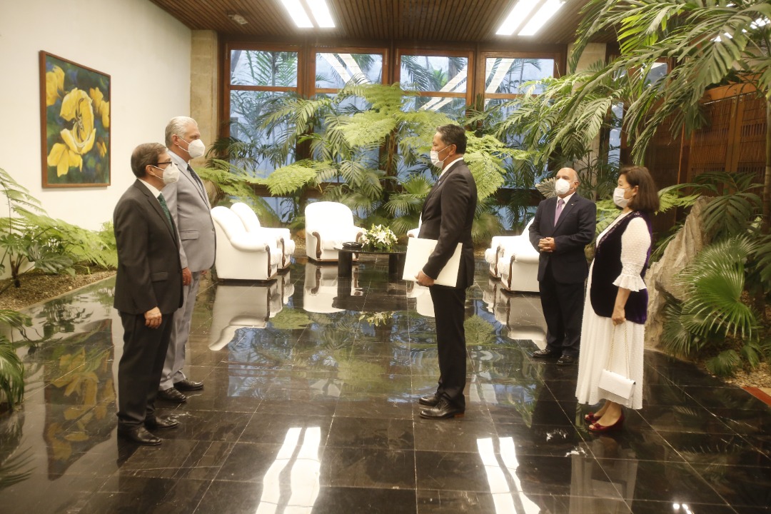 Ambassador of Kazakhstan presented Credentials to President of Cuba