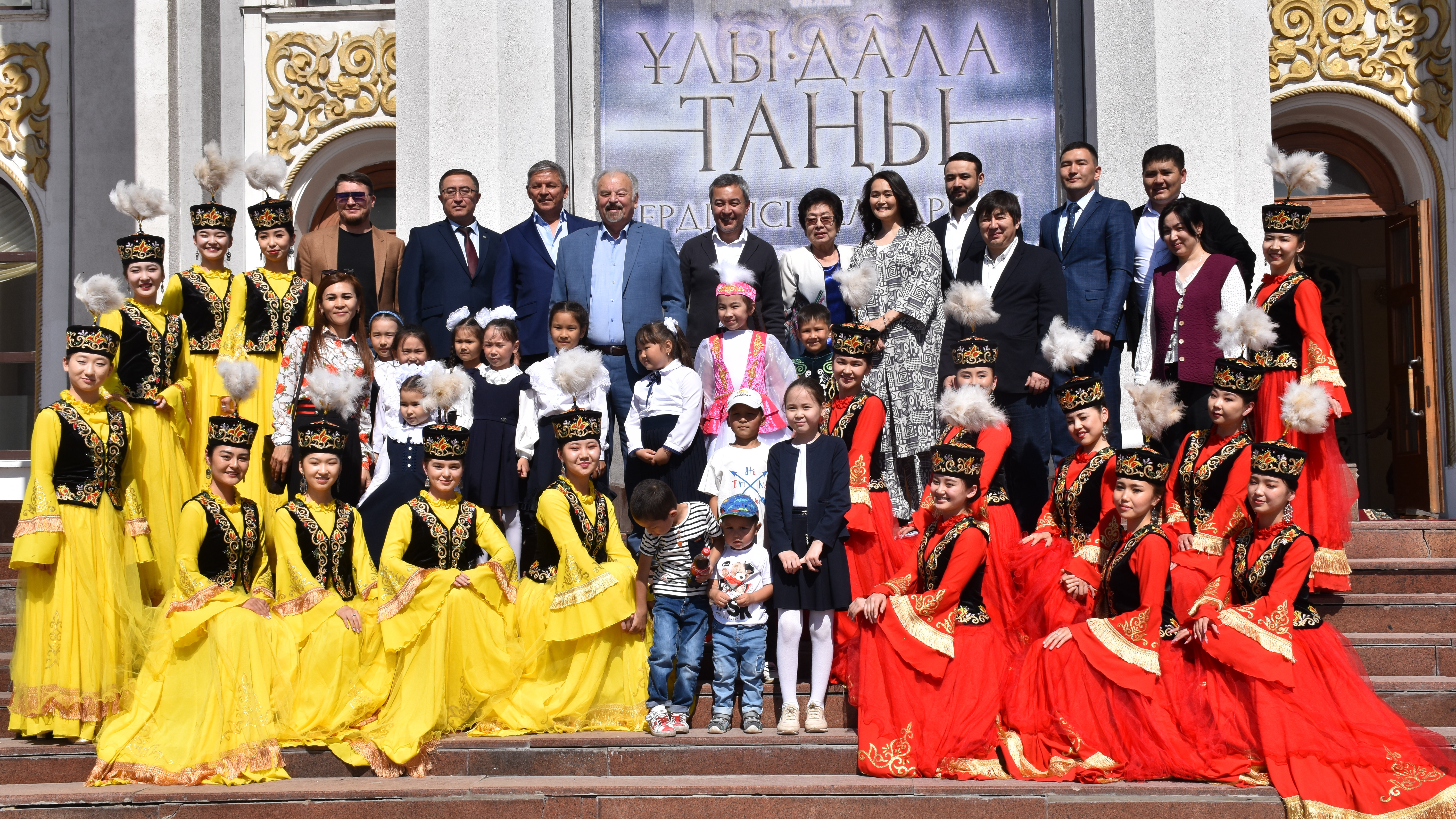 Yahoo фантастикалық секс фильмдері Душта порнография көру