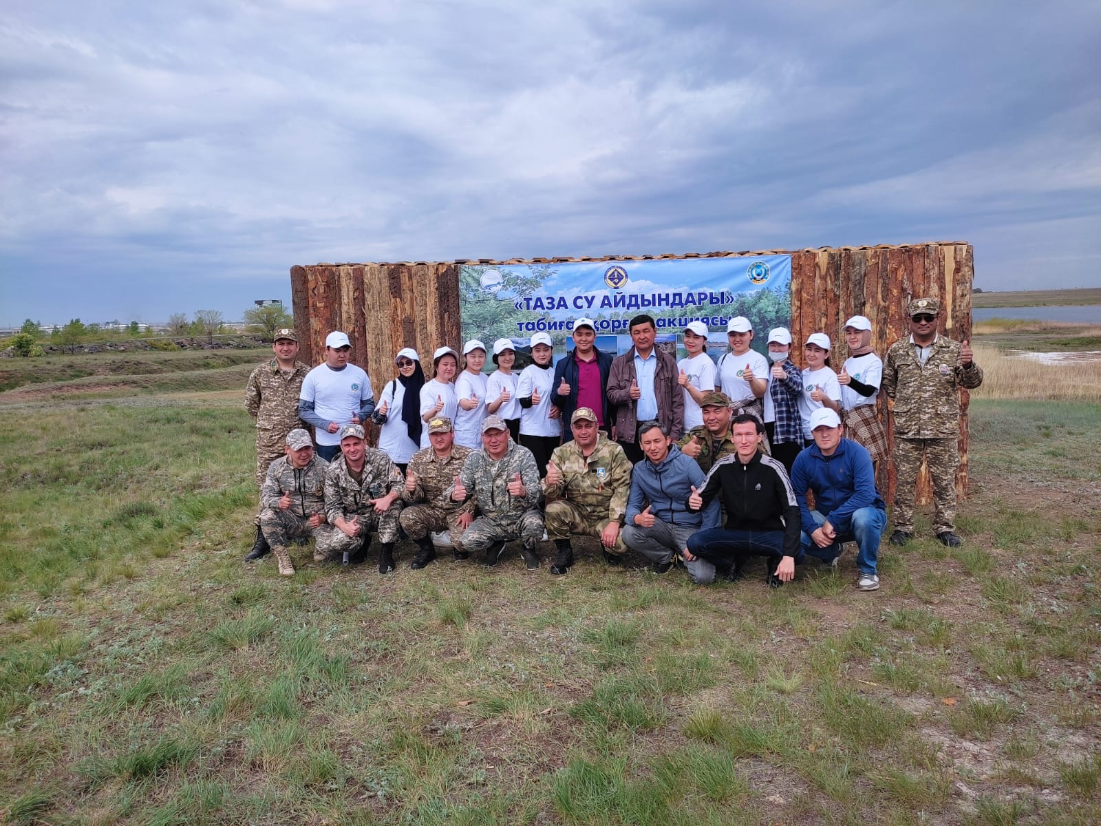 Водоемы рыбохозяйственного значения очищены от 60 000 тонн мусора и рыболовных сетей