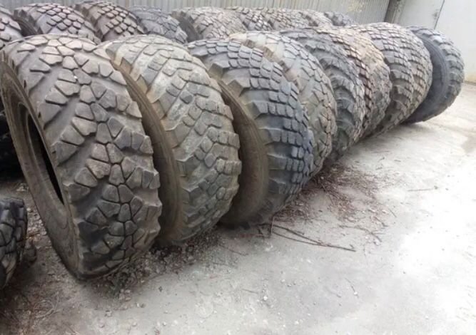 Полицейские Туркестанской области задержали подозреваемых в краже 18 колес от грузовых автомашин