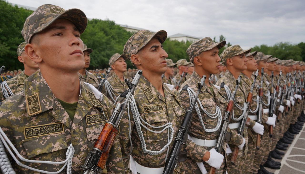 В Вооруженных силах новобранцы, призванные весной 2022 года, приняли военную присягу