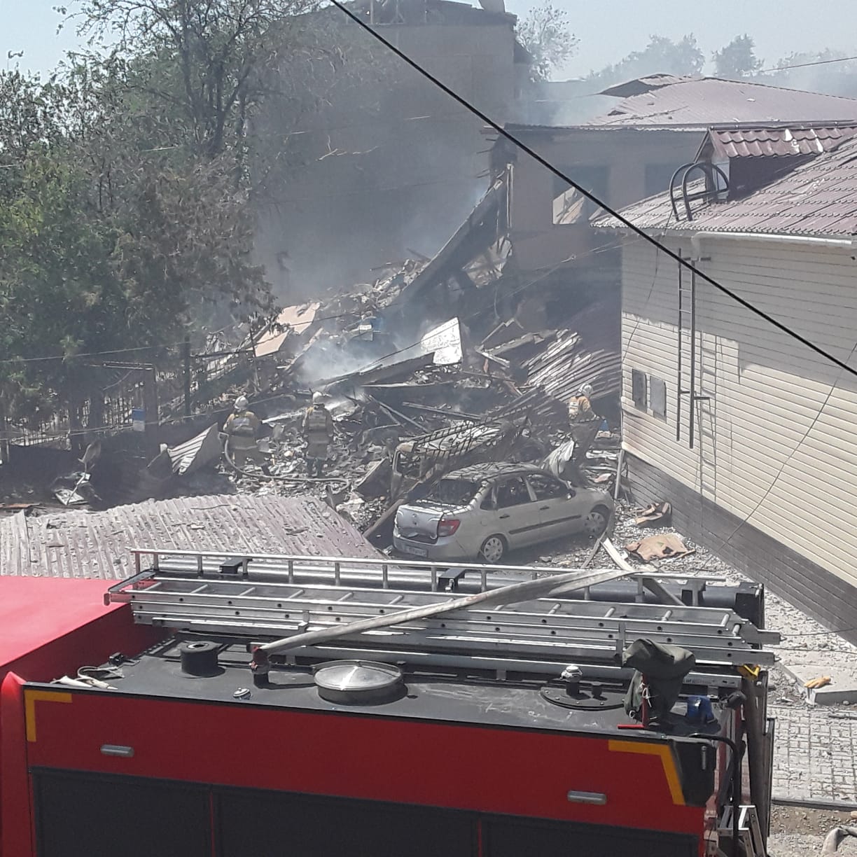 В г.Шымкент прозошел пожар 2-х этажном отдельно-стоящем здании