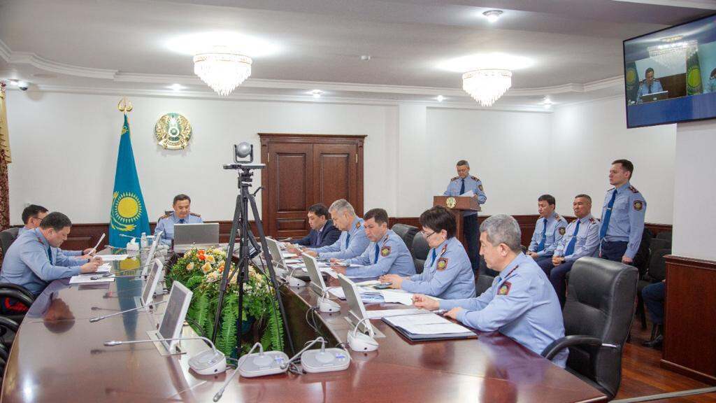 Кандидатов на руководящие должности служб и областного звена полиции изучили в МВД