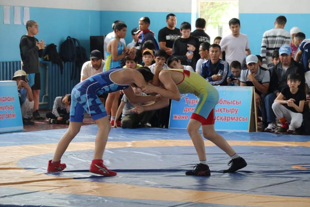 🇰🇿ТҮЛКІБАС АУДАНЫНДА ЕРКІН КҮРЕСТЕН РЕСПУБЛИКАЛЫҚ ТУРНИР БАСТАУ АЛДЫ