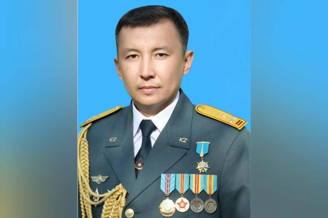 Сарбазды өз денесімен жауып, өмірін сақтап қалған “Халық Қаһарманы” туралы не білеміз?