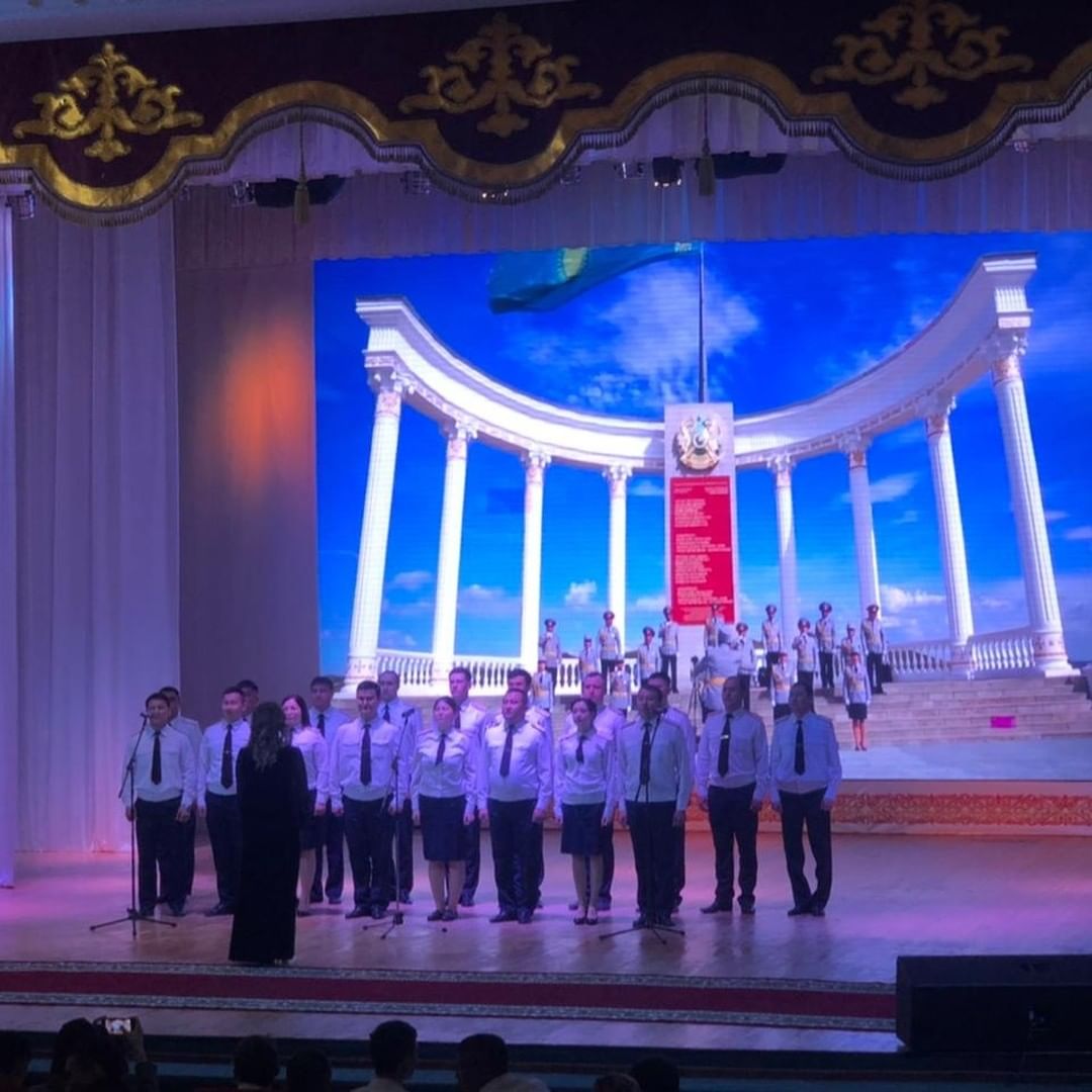 В доме культуры "Алтын дән" состоялось торжественное собрание, посвященное Дню защитника Отечества