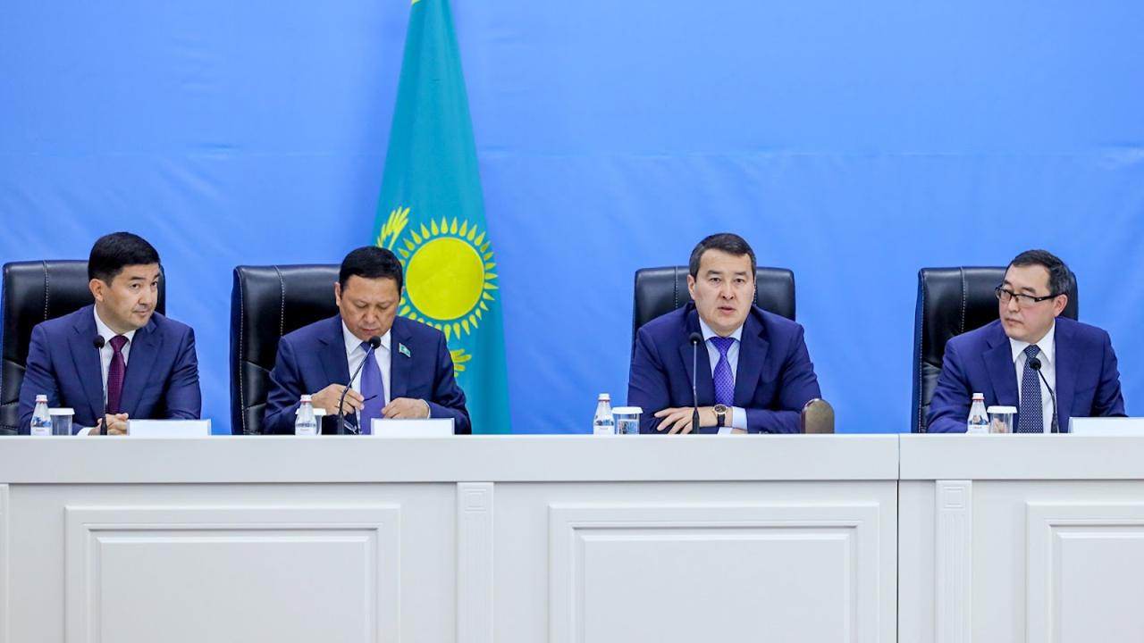 Әлихан Смайылов Алматы облысының жаңа әкімін таныстырды