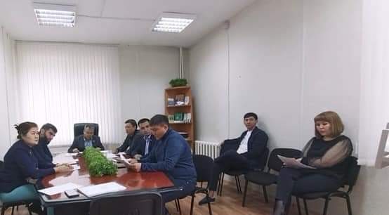 Бүгін Бұланды аудандық мәслихатында депутаттық өкілеттік, этика және әлеуметтік сала, экономика және бюджет мәселелері жөніндегі тұрақты комиссияның бірлескен отырысы өтті.