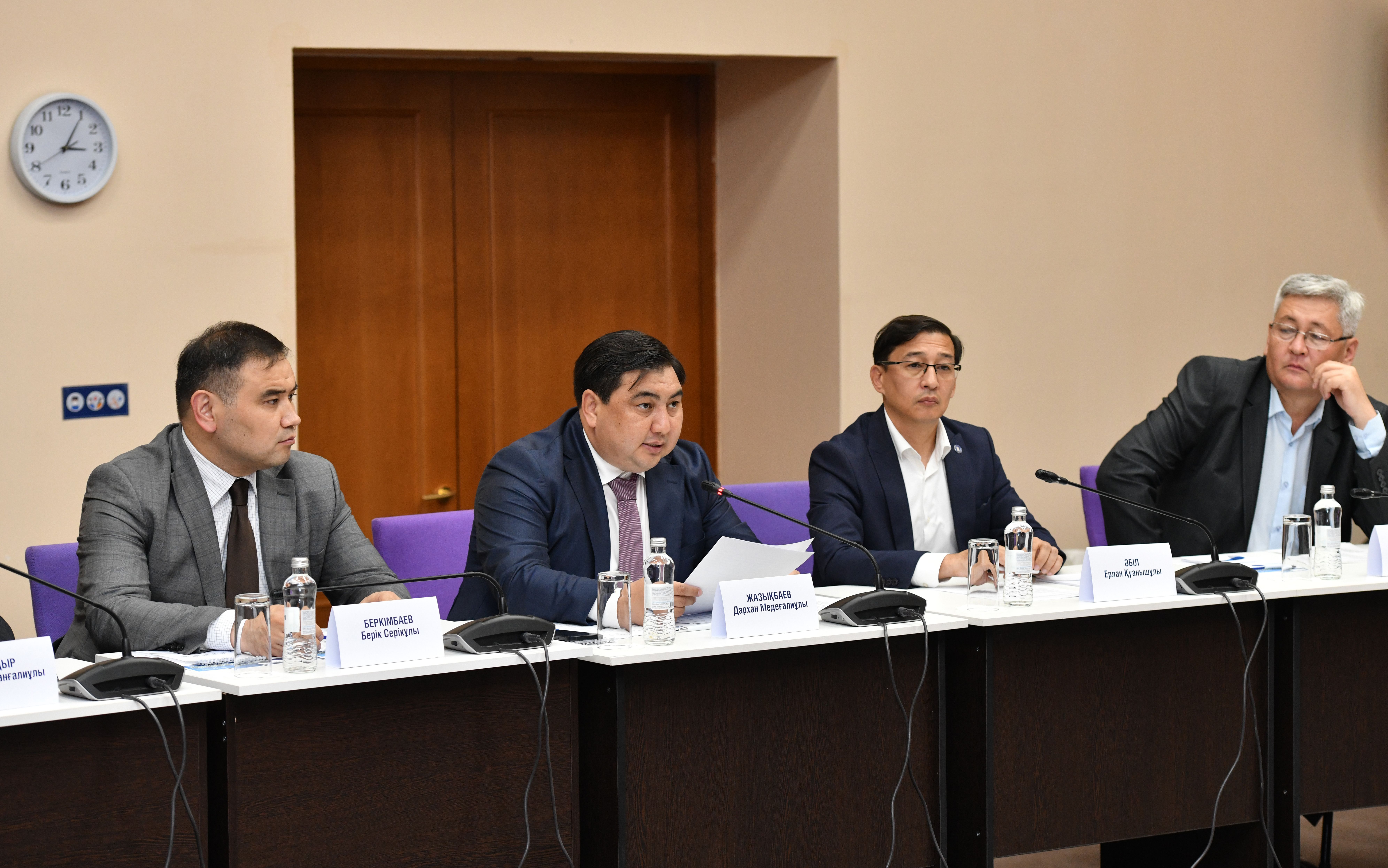 «Жаңа Қазақстандағы мемлекеттік қызметшінің болмысы»  пікір алмасу алаңы