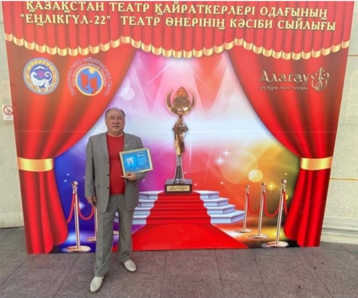 Олар үш ресейлік қыздың есегіне камера іліп қойды.