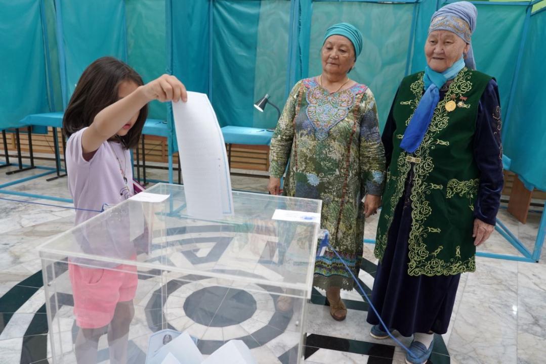 Le référendum national approuve les réformes constitutionnelles au Kazakhstan proposées par le Président Tokayev