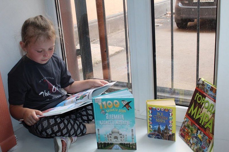 Шайла Лаво порно фотосуреттер Сексуалды құшақтау суреттері