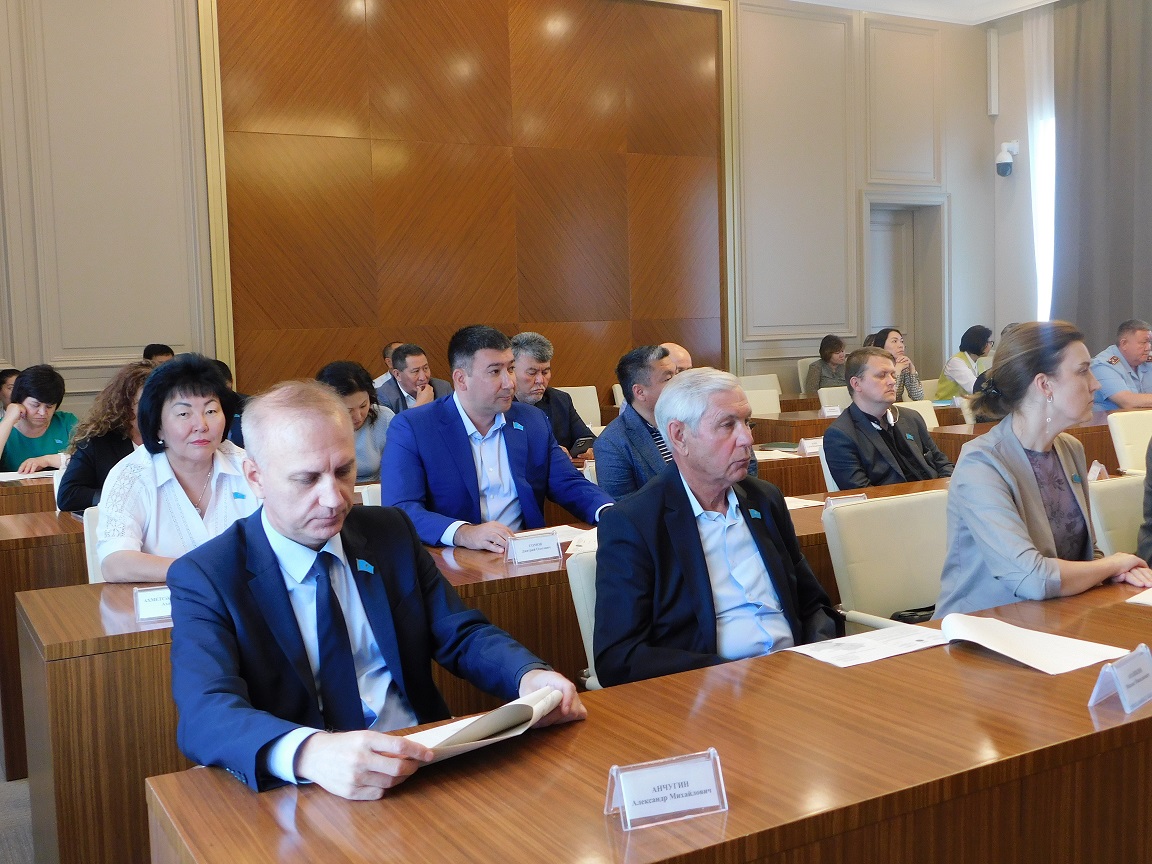 12 июля 2022 года состоялась внеочередная XVІІ сессия Восточно-Казахстанского областного маслихата
