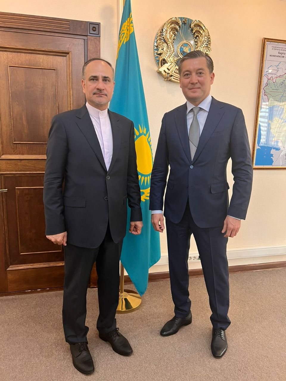 Министр экологии Сериккали Брекешев провел встречу с Послом Ирана