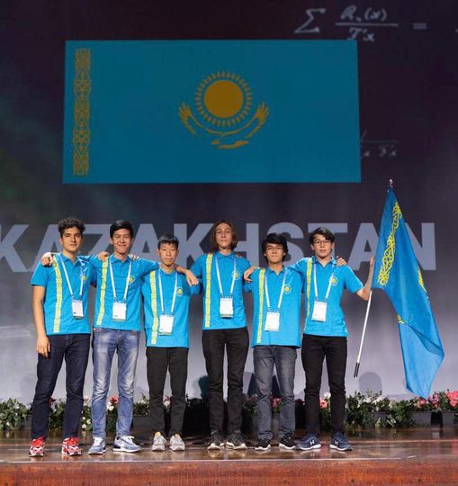 6 медалей завоевали казахстанские школьники на Международной олимпиаде по математике IMO-2022, набрав рекордное количество баллов за всю историю участия страны в интеллектуальном соревновании – Асхат Аймагамбетов