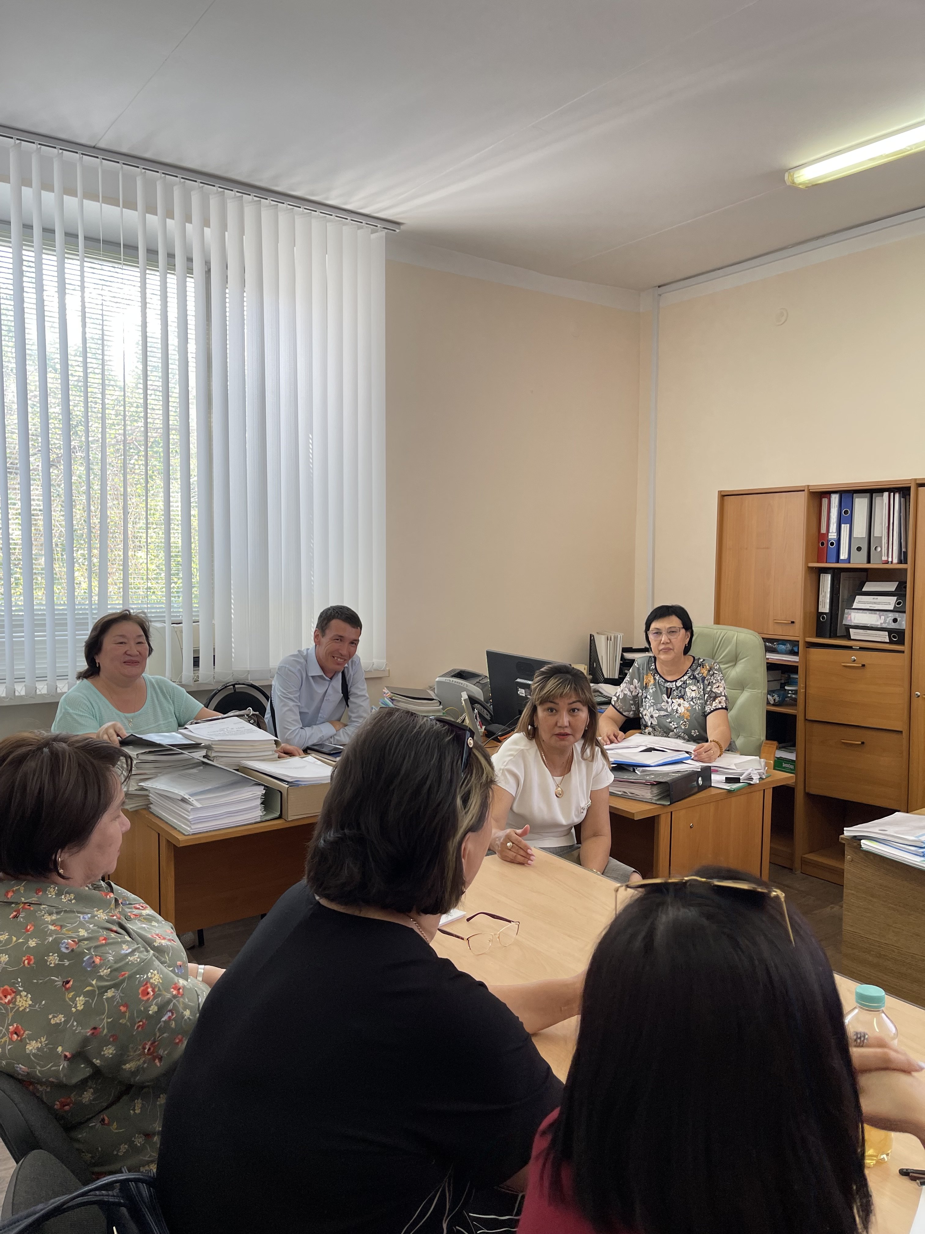 Technical training was held with employees of the accounting services of administrators of budget programs of the regional budget on the preparation of semi-annual consolidated reporting