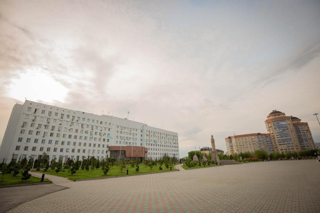 Сокращены штатные единицы двух заместителей акима Атырауской области С. Айдарбекова и Н. Таушова