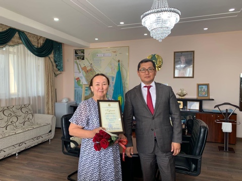 On July 12 , 2022 , the First Deputy akim of the Mangystau region B. Orynbasarov presented the Director of Zhamal-ai LTD LLP, Hasanova Zibira Mukhsanovna, with a Certificate of Honor on behalf of the Minister of Industry and Infrastructure Development of the Republic of Kazakhstan K. Uskenbayeva on the day of the light industry worker for a significant contribution to the development of the industry of the Republic of Kazakhstan.