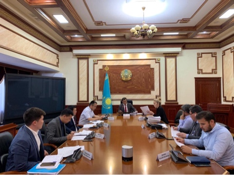 On July 12 , 2022 , under the chairmanship of the first Deputy akim of Mangystau region B. Orynbasarov held a regular meeting of the Working Group "On preliminary selection of business projects for localization of purchases in Zhanaozen", with the participation of state bodies and representatives of the Chamber of Entrepreneurs of Mangystau region, JSC "SEZ "MorportAktau", JSC "SEC "Caspian", JSC "NWF "Samruk-Kazyna", JSC "Ozenmunaigas" and others .
