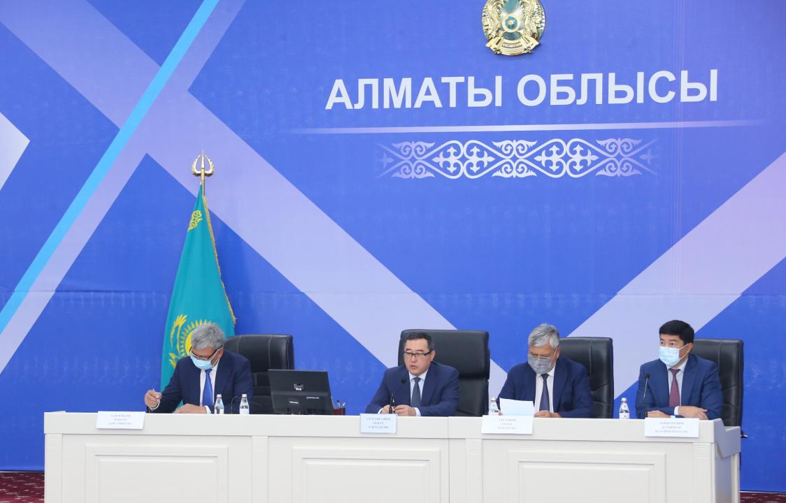 В Алматинской области подвели итоги шести месяцев и наметили перспективы развития на следующее полугодие