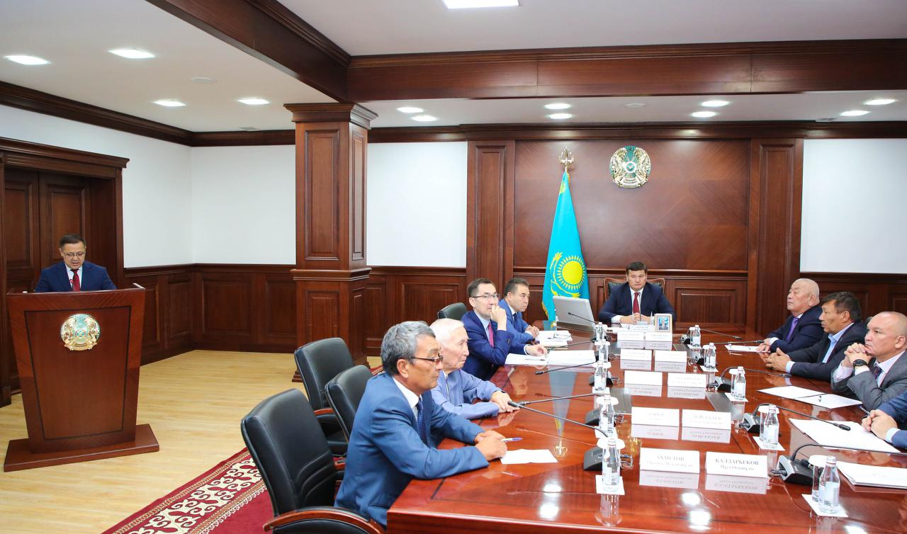 Облыс әкімі: Жалағаш ауданында тоқтап тұрған  өндіріс орындары болмауы керек