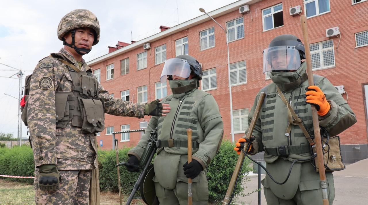 Керемет әтеш Jynx Maze жай ғана тыныштала алмайтын сияқты.