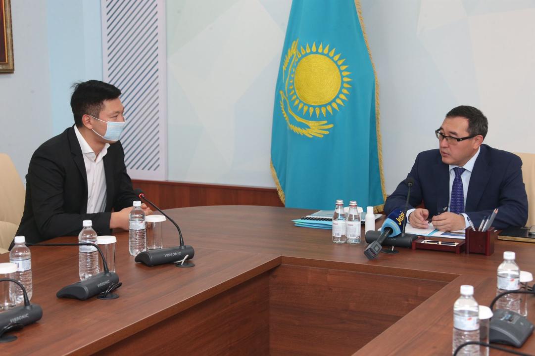 Марат Султангазиев встретился с инвесторами региона