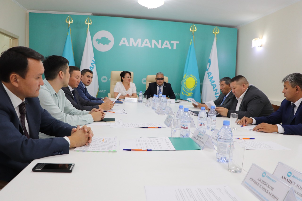 Сегодня состоялось заседание Общественного совета по противодействию коррупции при Костанайском областном филиале партии «AMANAT».