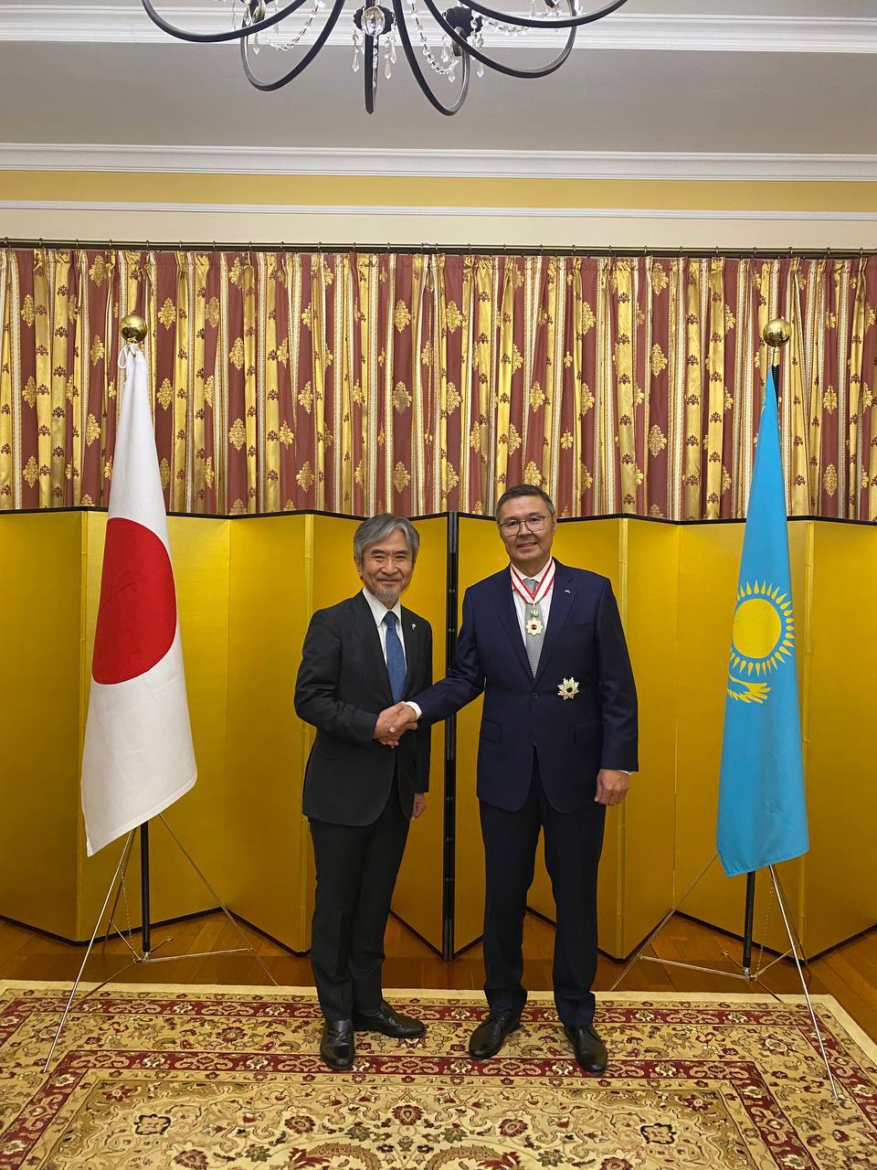 The Order of the Rising Sun was presented to the Ambassador of Kazakhstan on behalf of the Emperor of Japan
