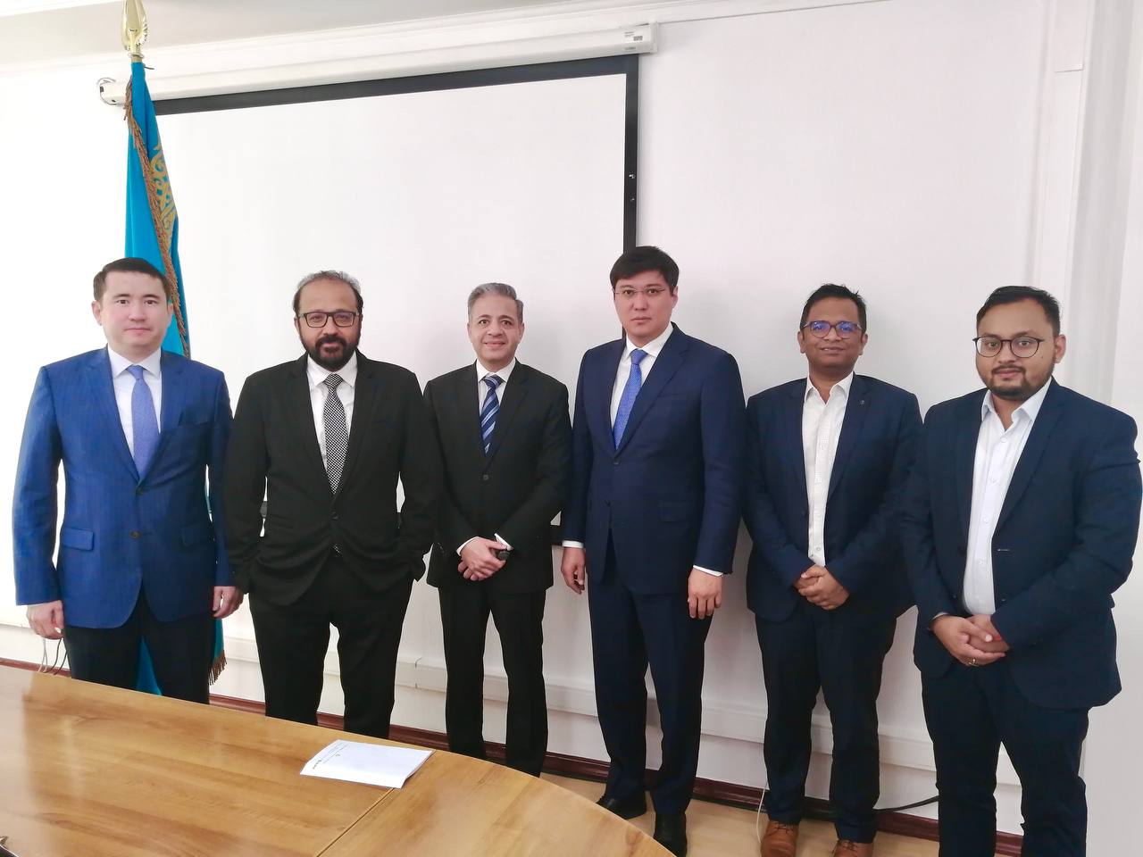 Возможности инвестиционного сотрудничества Казахстана и индийского конгломерата обсудили в МНЭ