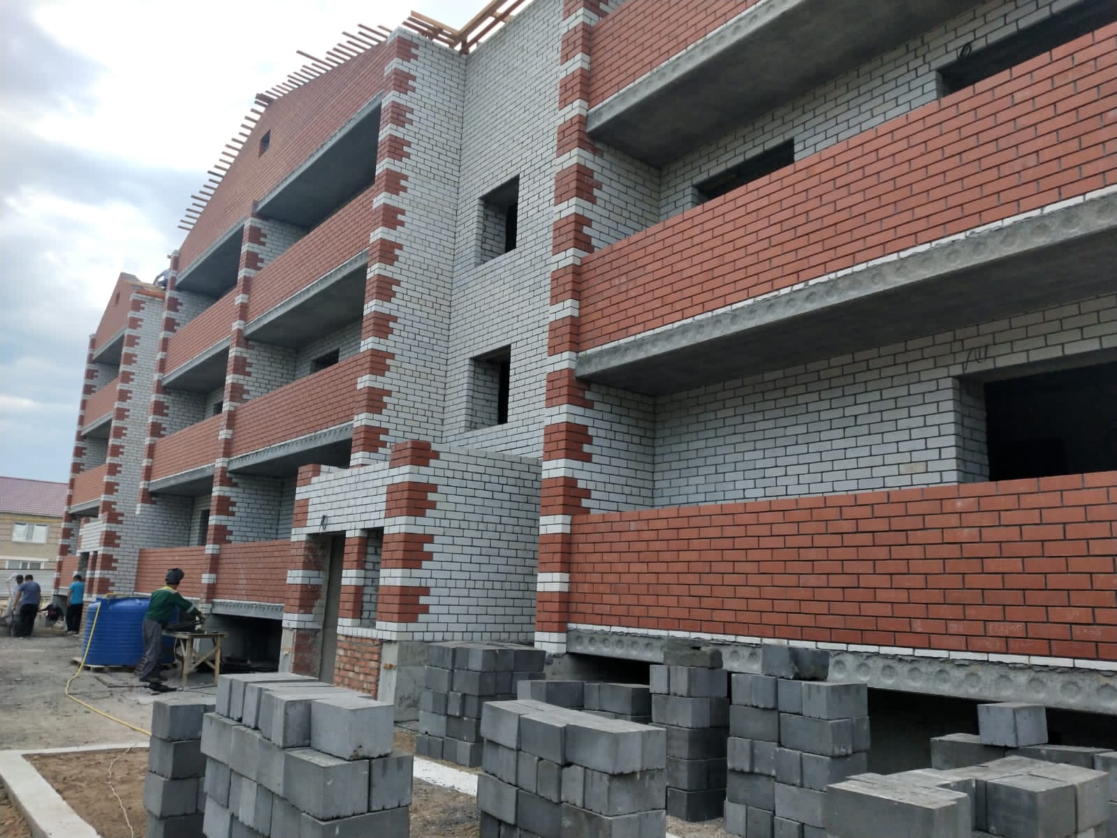 Строительство арендного жилья  в сельских населенных пунктах в рамках программы "Нұрлы жер"