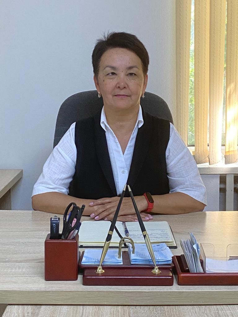 Гинекологтың кабинетіндегі жүкті әйелдердің порно видеосы