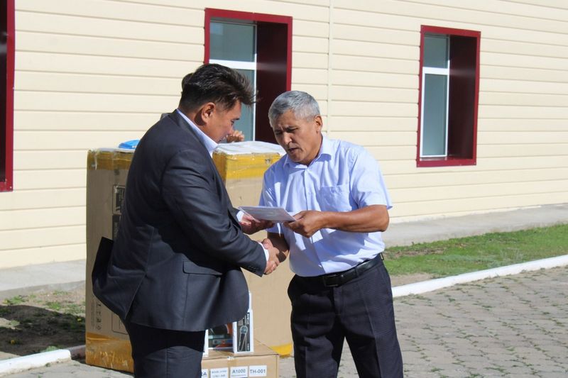 Былғарыдан жасалған эротикалық іш киім Үлкен орыс әйелдерімен анальды порно