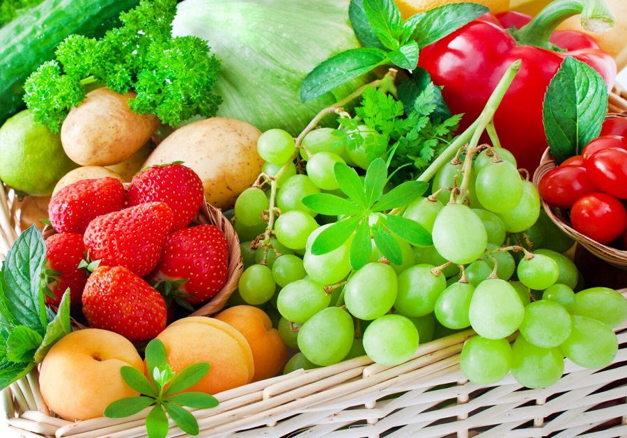 Как обрабатывать зелень, фрукты и овощи? Столичный СЭС рекомендует