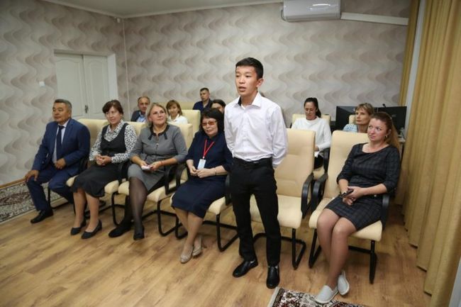 ФЕДЕРАЦИЯ ПРОФСОЮЗОВ РК ОПЛАТИТ ОБУЧЕНИЕ СТУДЕНТА ИЗ МНОГОДЕТНОЙ СЕМЬИ