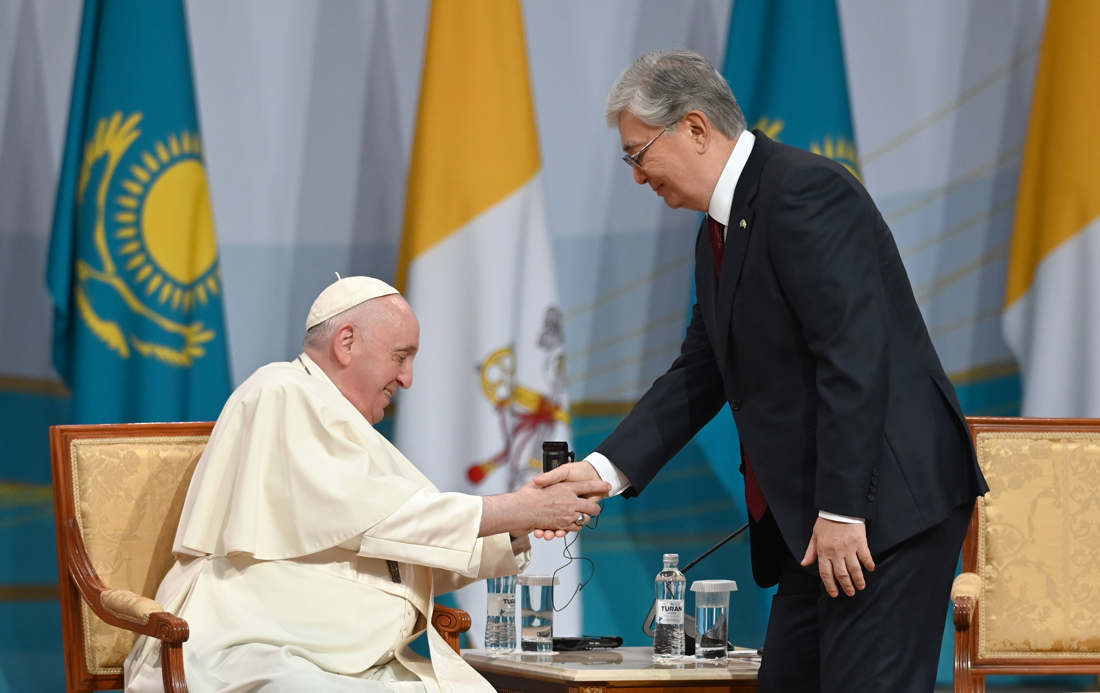 Kassym-Jomart Tokayev and Pope Francis held a meeting with representatives of civil society and the diplomatic corps