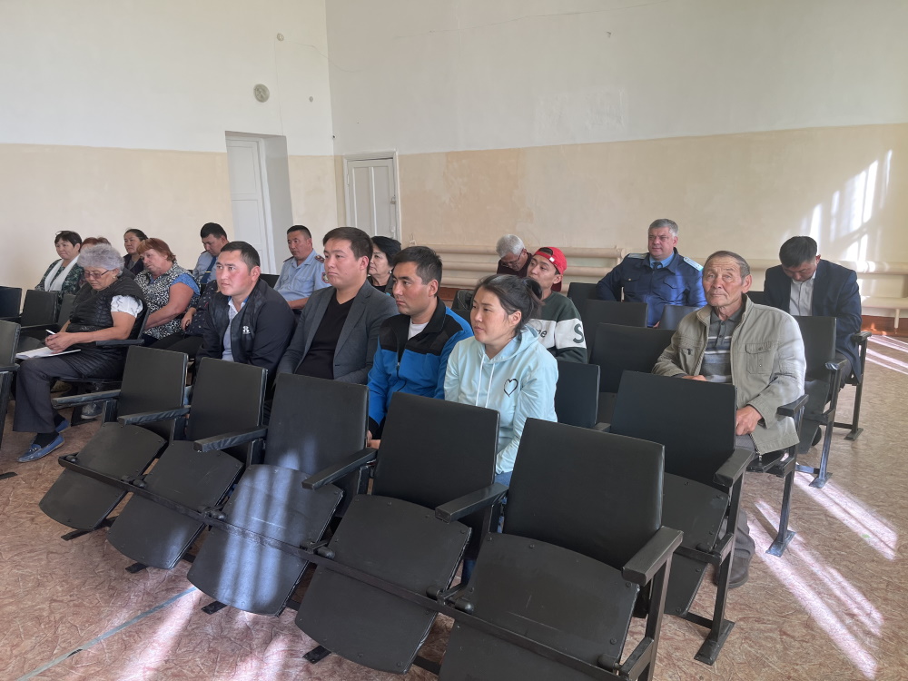 Аким района встретился с жителями Белоградовского сельского округа