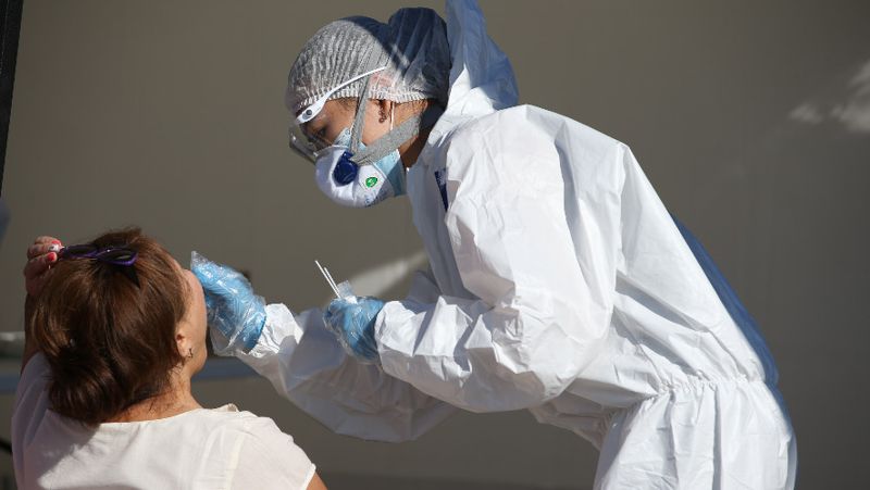 В Казахстане снова увеличилось количество заболевших коронавирусом
