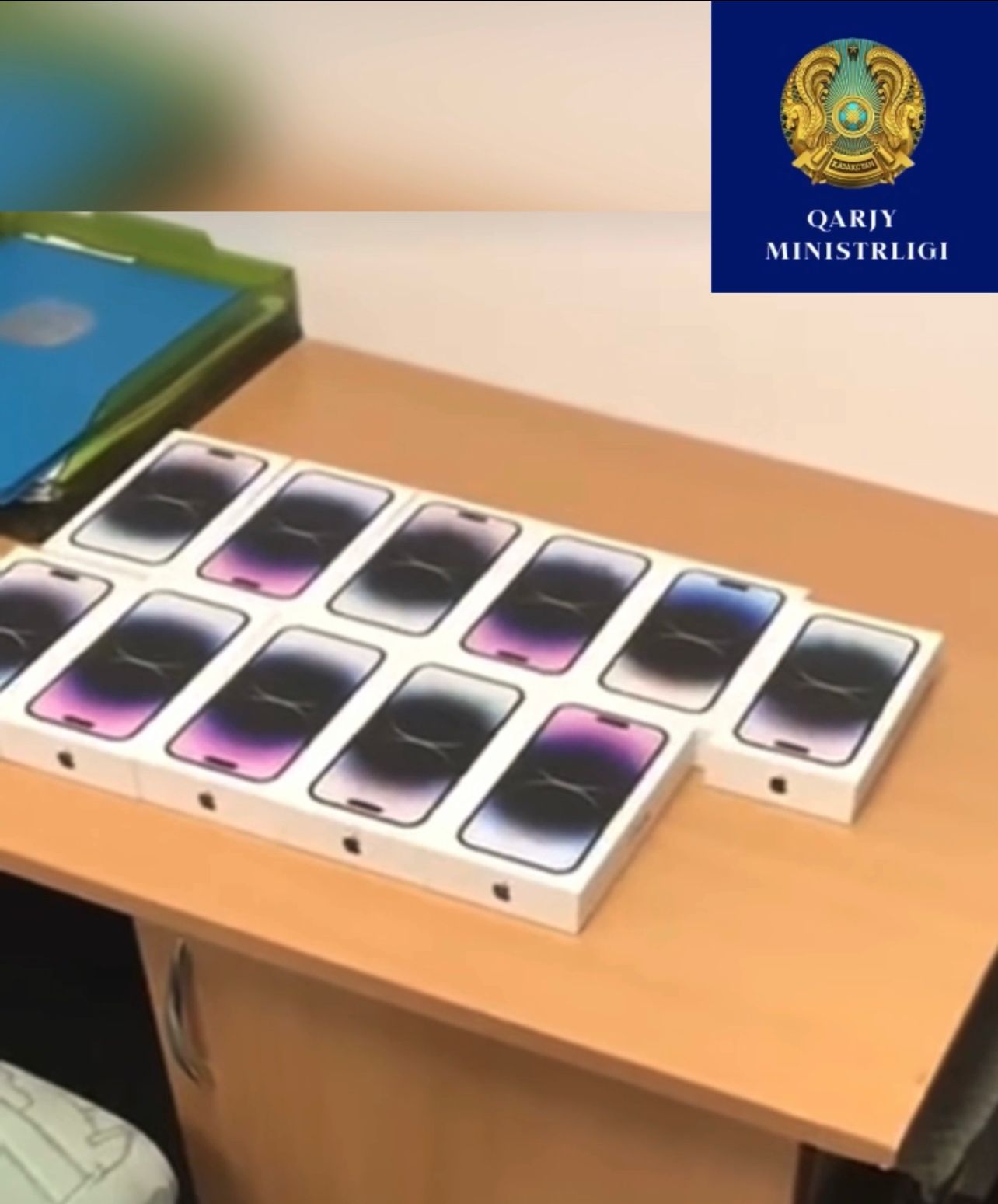 Iphone 14 pro max 2022. Iphone 14 pro и iphone 14 pro max. линейка iphone 14 pro max. Apple iphone 14. закажи айфон.