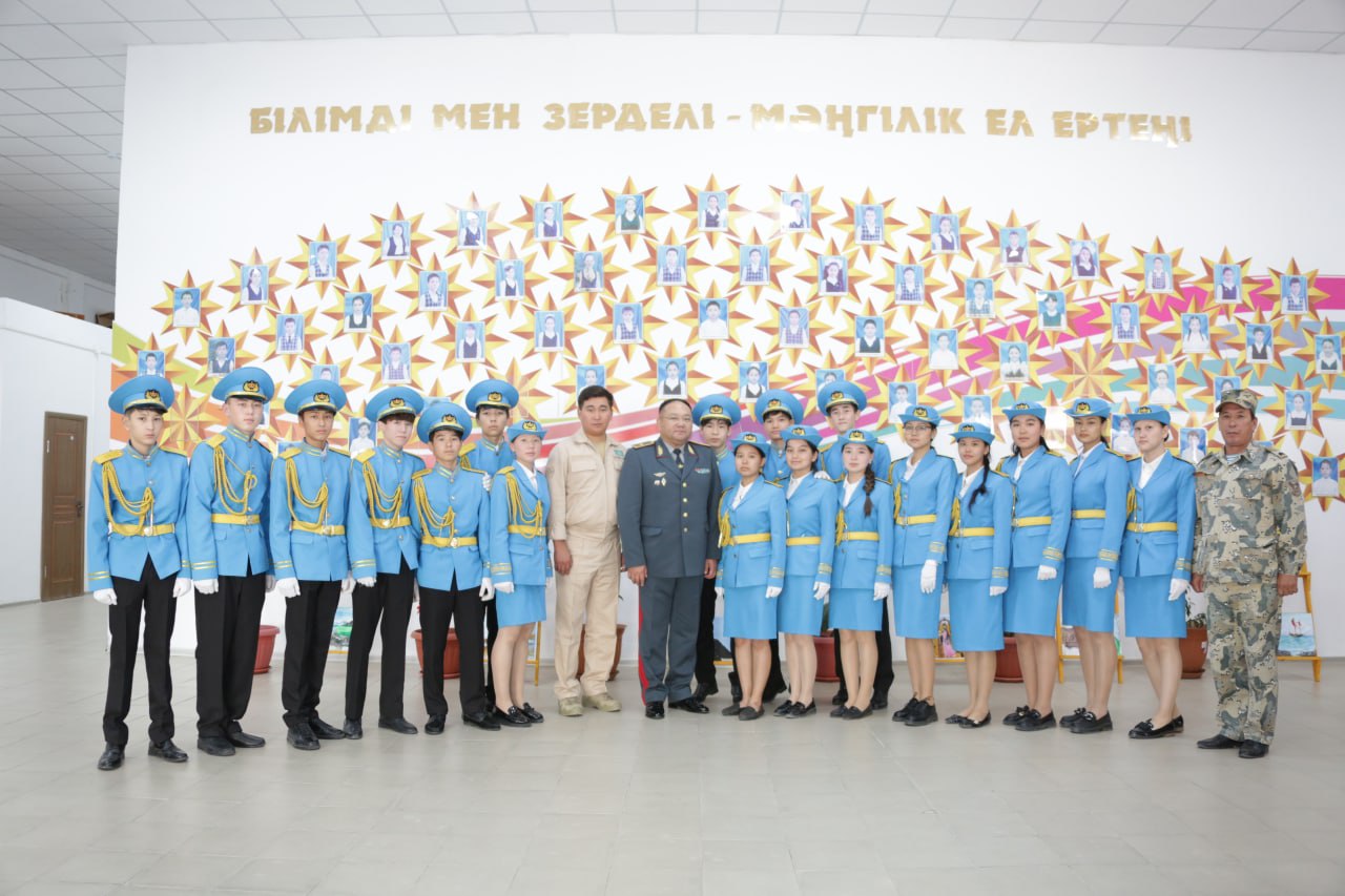 Представители Министерства обороны провели встречи с молодежью Макатского района Атырауской области