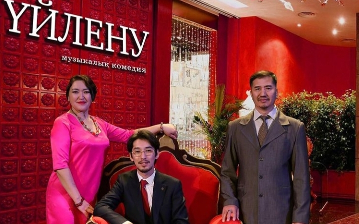 Каздрамтеатр ждёт карагандинцев на премьере музыкальной комедии