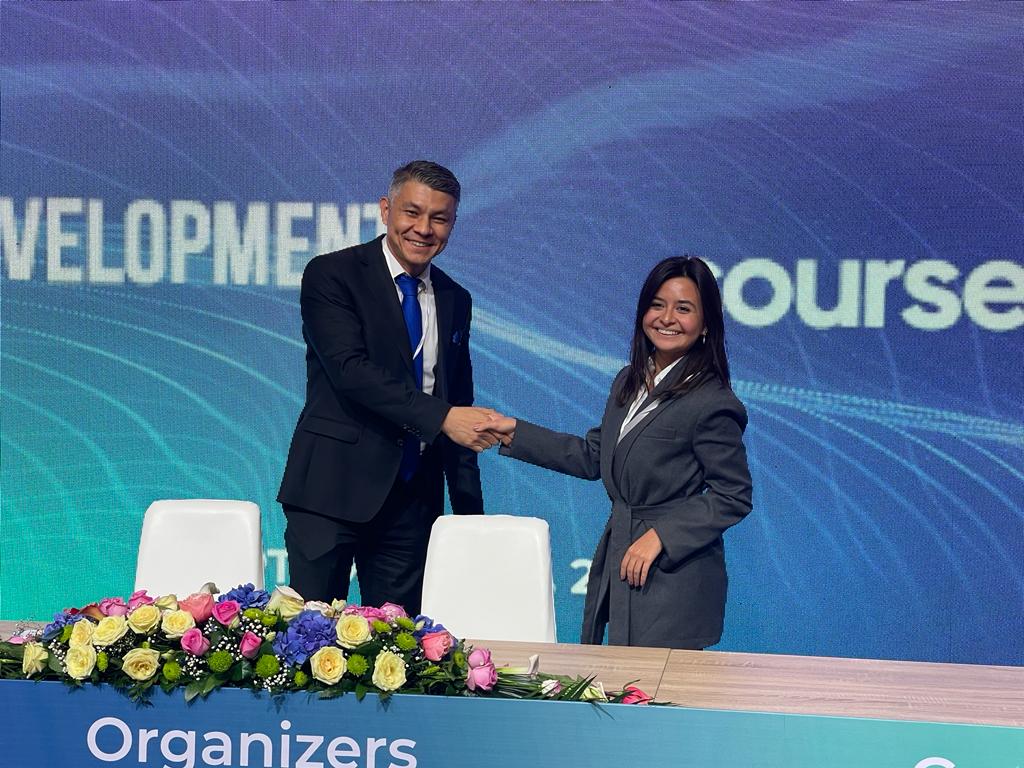 Образовательные платформы Skills Enbek и Coursera подписали меморандум о развитии онлайн-обучения в Казахстане