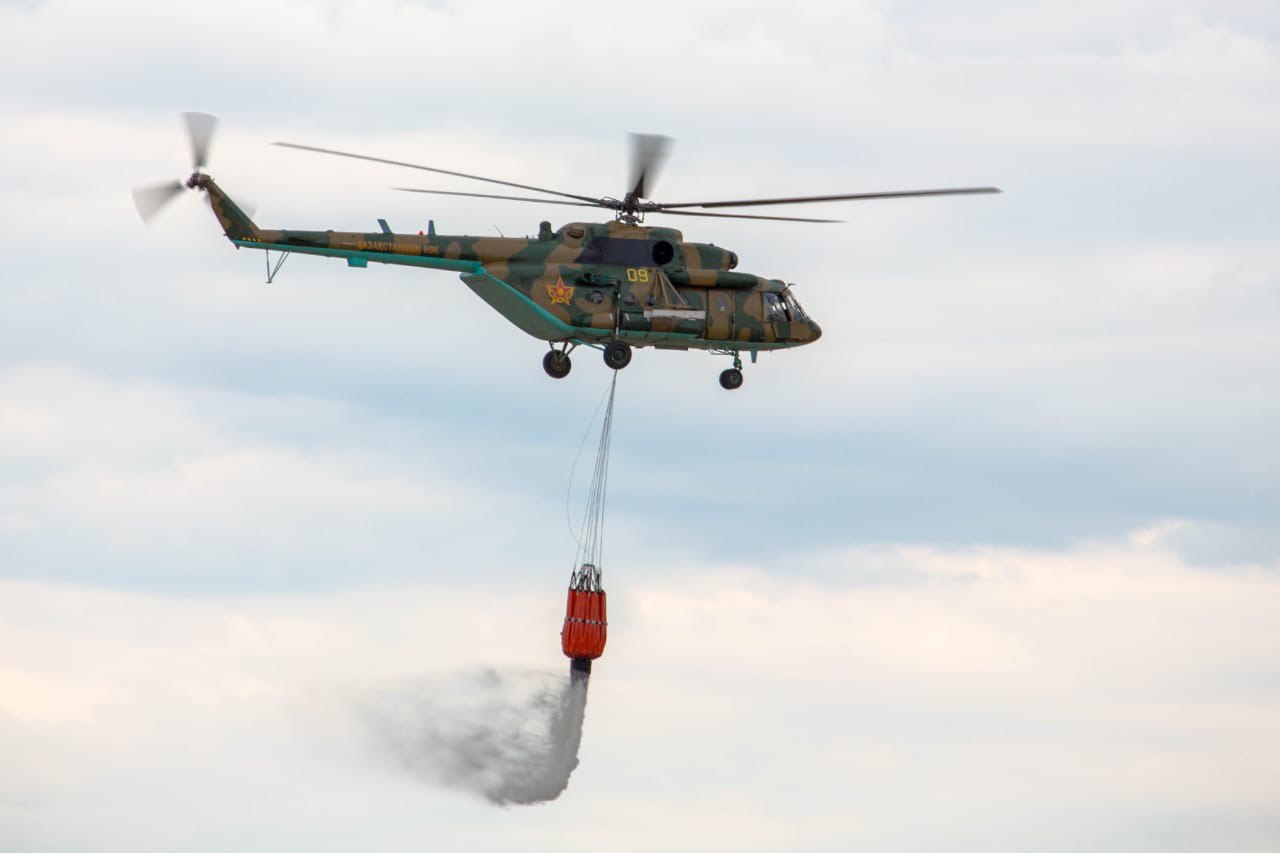 Вооруженные силы Казахстана задействованы в тушении пожаров в Костанайской области
