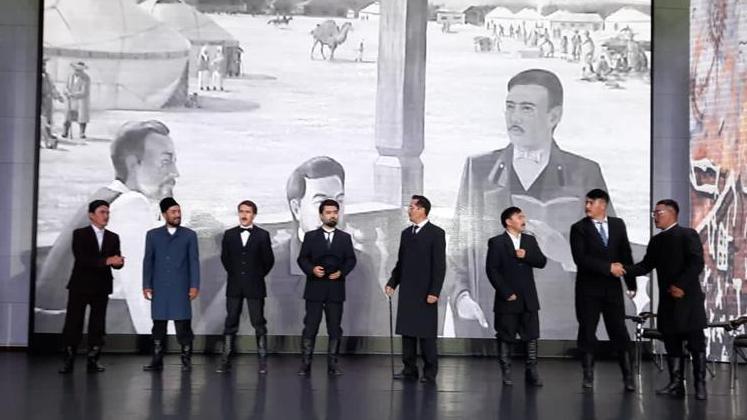 Чукча бұғымен секс