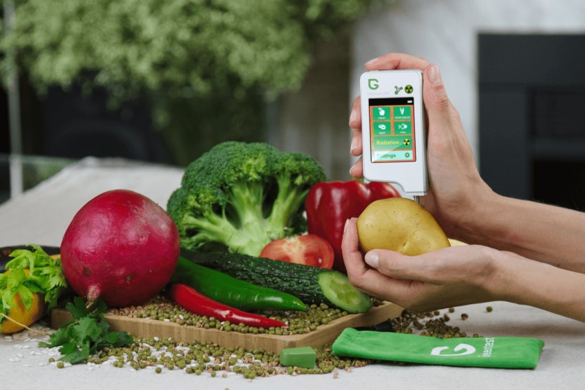 Әдемі жалаңаш балапан бейне